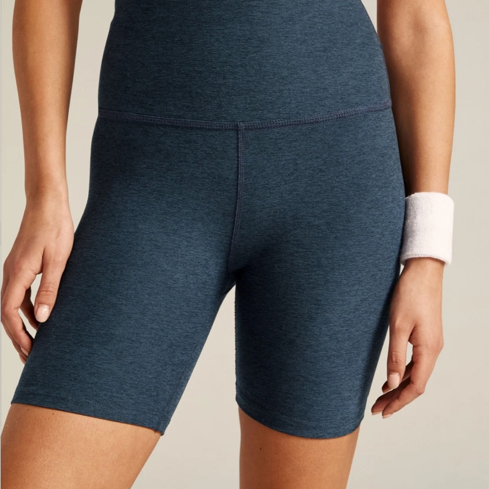 Beyond Yoga Spacedye High Waisted 7" Biker Short- Nocturnal Navy Size Small